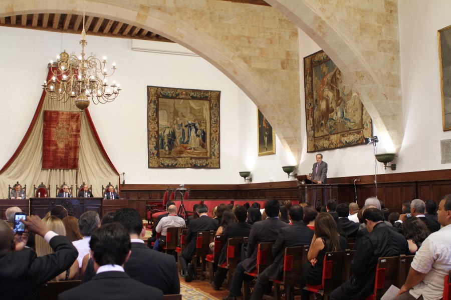 Clausura oficial en el Paraninfo de la Universidad de Salamanca_13